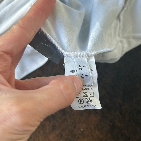 Blumarine - blugirl top size USA 8 - Picture 6 of 7